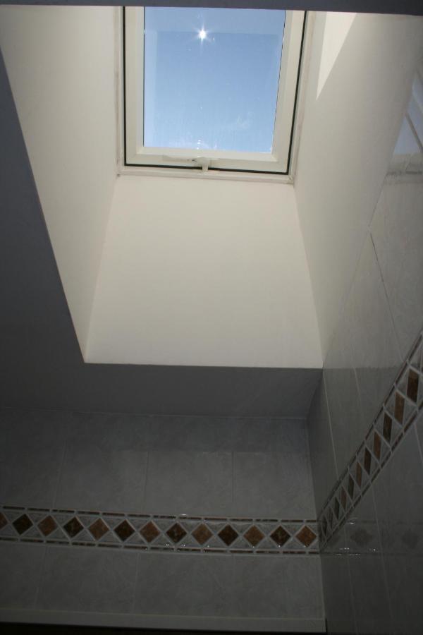 Alloggio Incantevole Sui Tetti Di Bologna Exterior foto
